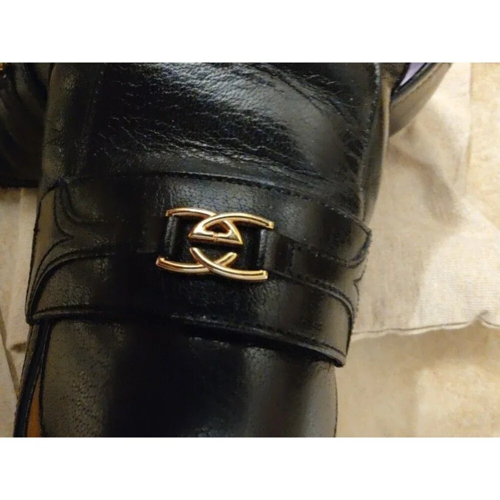 Mens Gucci Black Leather Gold Logo Loafers Mens US Size 6 & 2 additional insoles